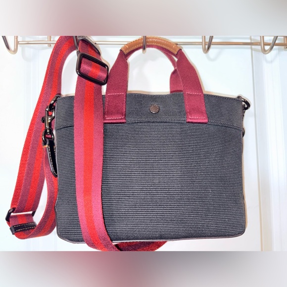 Coach Tote 20 in Colorblock Canvas & Leather - CU299 - Picture 7 of 13